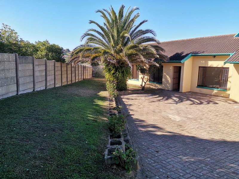 To Let 3 Bedroom Property for Rent in Dana Bay Western Cape